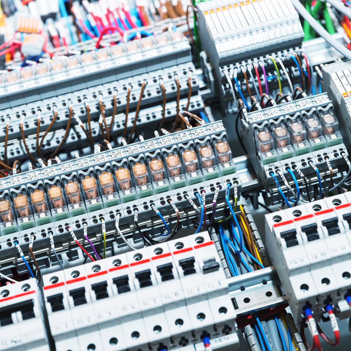 Suministros eléctricos