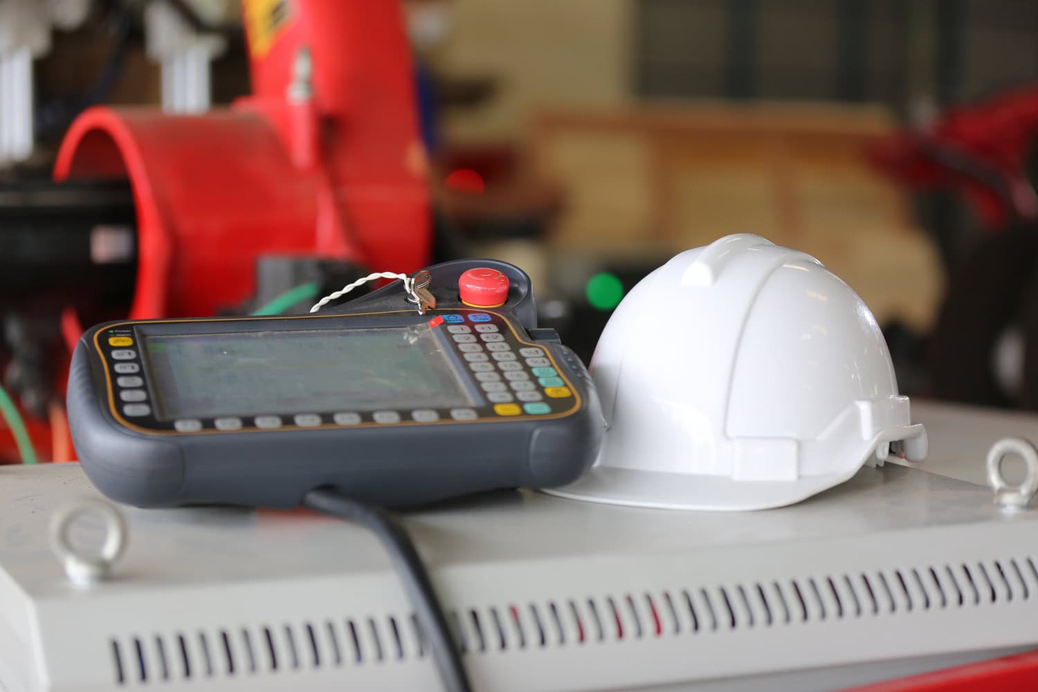 CACHO ELECTRIC: herramientas eléctricas y equipos para instalaciones eléctricas industriales y comerciales.